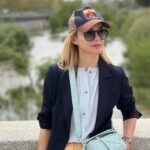 Marta Hazas Instagram - Son buenas temporadas cuando te gustan los domingos #Losdomingosfelices #primaveraenMadrid . Os etiqueto look, por lo difícil que es vestirse en esta época del año, comer fuera y no pasar ni frío ni calor @forte_forte @pomandere @ehmoda @loewe @hidn_ander