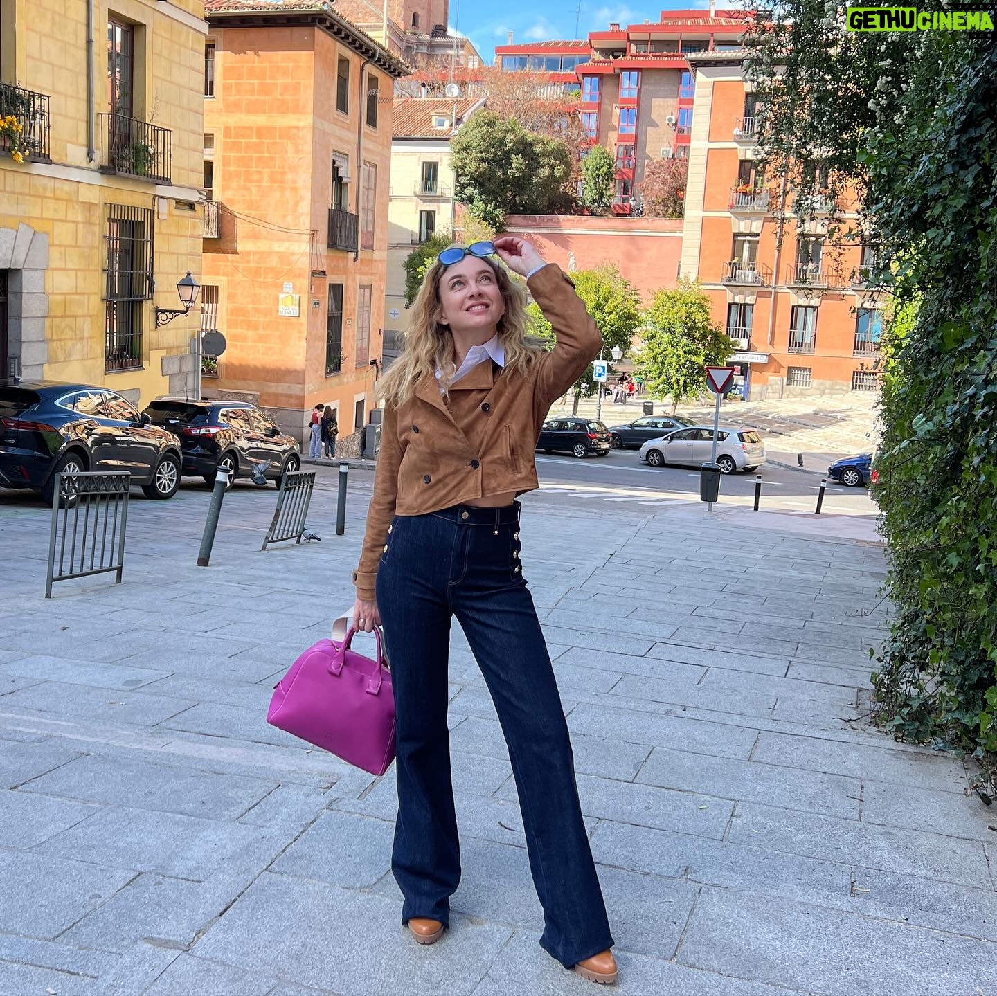 Marta Hazas Instagram - Una mañana gloriosa así, a media semana con amigas. Más de estas por favor 💕🥂 . Gracias @melturlay por invitarnos a #lamaisonlancome un miércoles cualquiera en medio de la ciudad @lancomeofficial @beautyexpertlancome @robertosiguero Tengo las mejores amigas del mundo y tres de ellas se llaman Verónica #obsesionporlasvero @veropjimenez @veronikamoral @veroamil @denisse_pmolina @caarmengonzaalez @veigajavier @agenciaegv #skincare #makeup