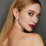Marta Hazas Instagram - Un maquillaje de cine para una gran ocasión. Gracias amigo @robertosiguero Gracias @beautyexpertlancome por estar siempre a mi lado en los momentos importantes. Espero que os sirva de inspiración para vuestros eventos 💕 . #Goya2024 @lancomeofficial @melturlay ( la melena pulida, rubia e hidratada cortesía de @saloncheska ) 📸 @juanjomolinaphotographer #makeup #skincare . Joyas @bulgari