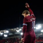 Martin Ødegaard Instagram - Takk til alle som støtter oss 🇳🇴❤️
