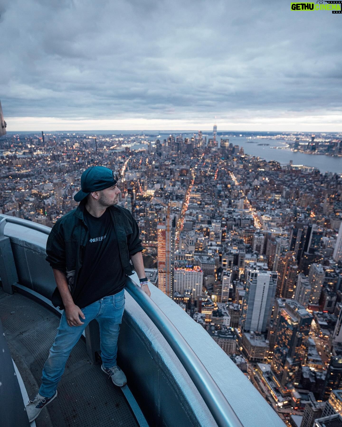 Martin Garrix Instagram - crazy weekend in New York