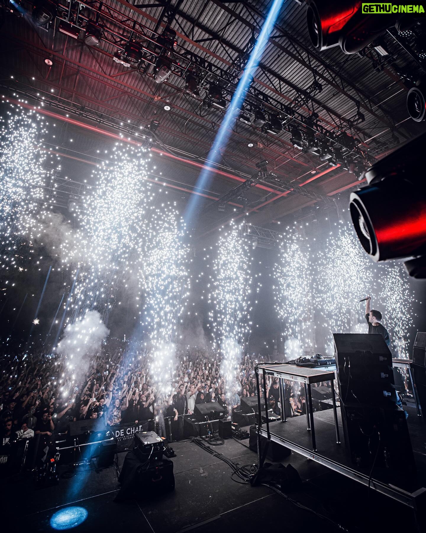 Martin Garrix Instagram - Night 2 in New York... so much joy and energy in the air thank you thank you thank you!! miss you guys already and can’t wait to come back ❤️❤️