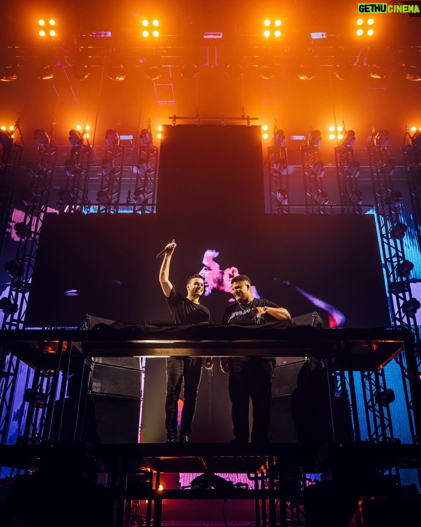 Martin Garrix Instagram - Night 2 in New York... so much joy and energy in the air thank you thank you thank you!! miss you guys already and can’t wait to come back ❤️❤️