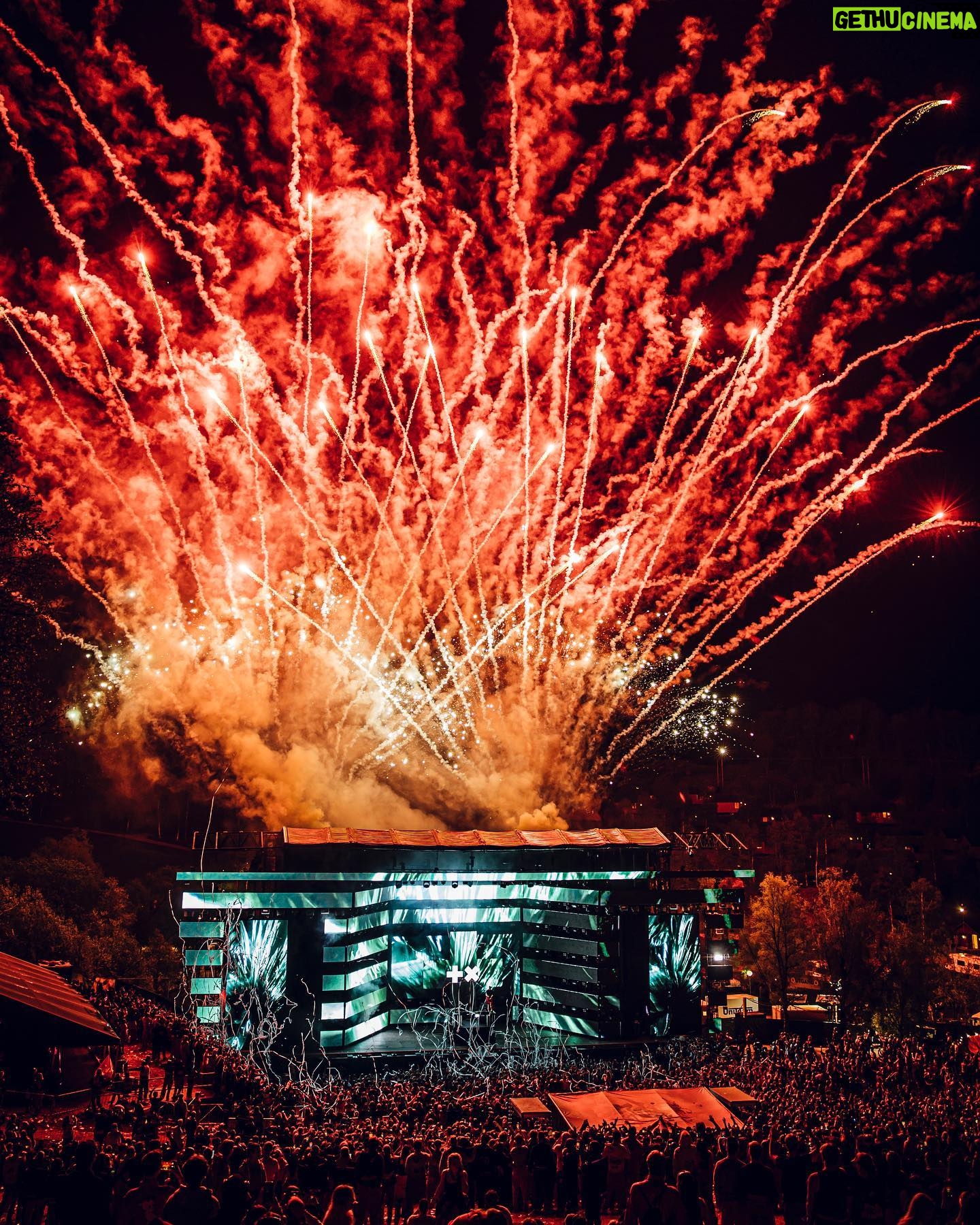 Martin Garrix Instagram - @landstreffet last night was CRAAAZYYY!!! thank you for the energy ❤️