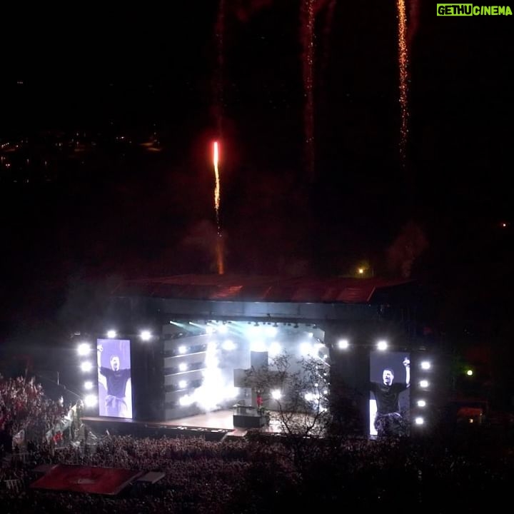 Martin Garrix Instagram - @landstreffet last night was CRAAAZYYY!!! thank you for the energy ❤️