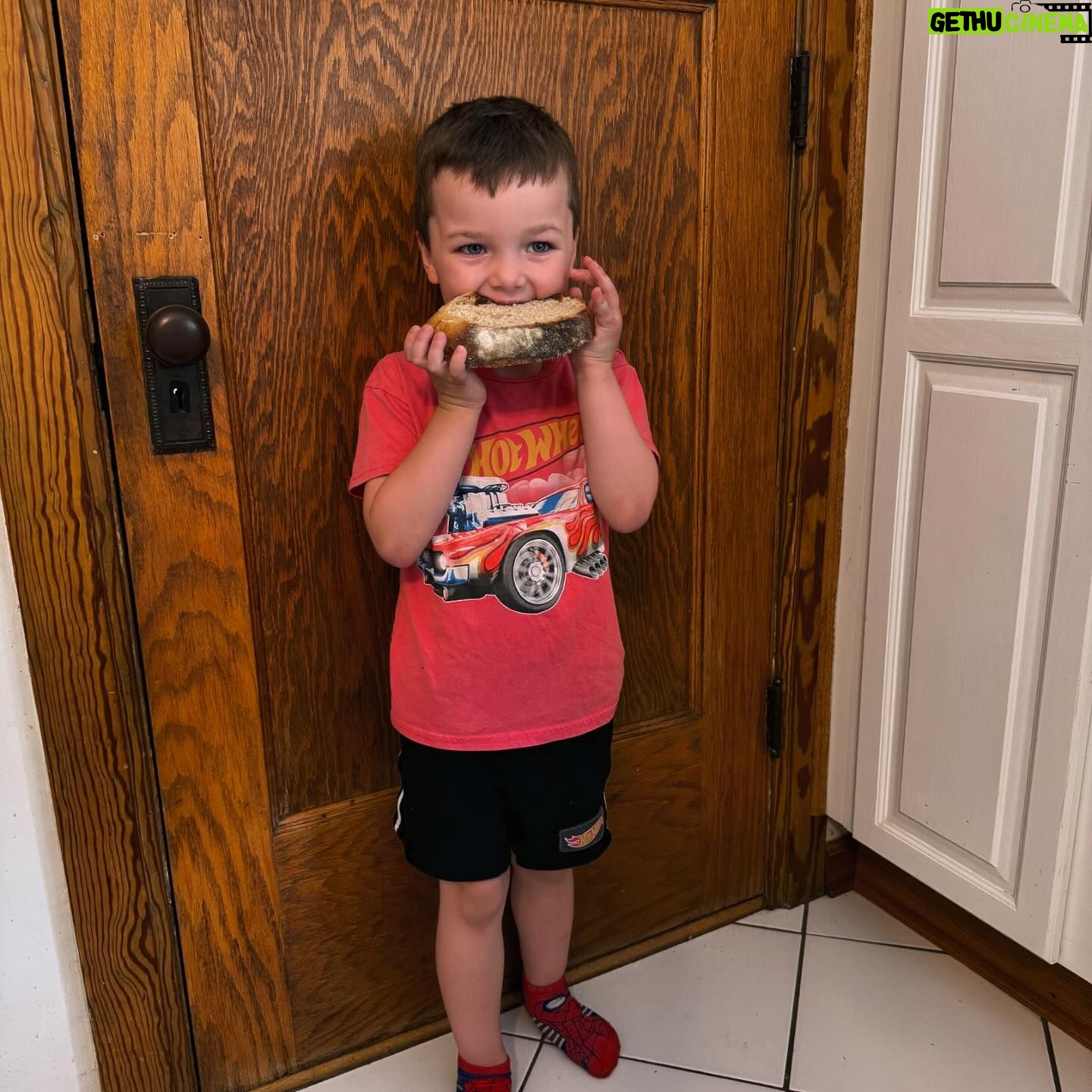 Mary Louis Kanellis-Bennett Instagram - Roll call… what an insane week!!! And it’s only Wednesday!!! Freddie’s birthday party, baseball, it’s the last week of school, Heels Call, Signing, dress rehearsal, and some other things… wow!!!