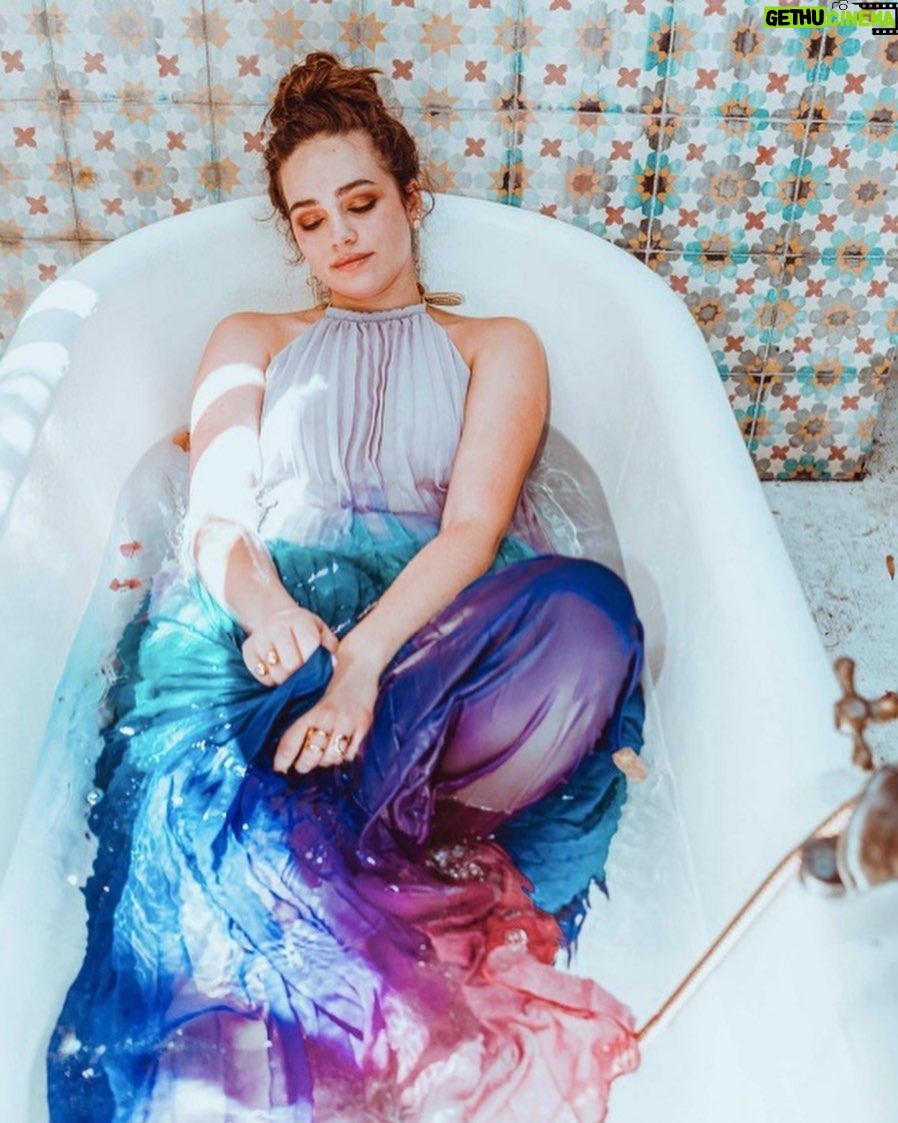Mary Mouser Instagram - ~*aesthetically*~ these looks each give me a different vibe: (1.) Samantha, she’s somewhere in the middle of the teams - trying to figure out where her heart belongs (2.) Cobra Kai (3.) Miyagi-Do. which one is your ~*aesthetic*~? {from @saturnemagazine last year}