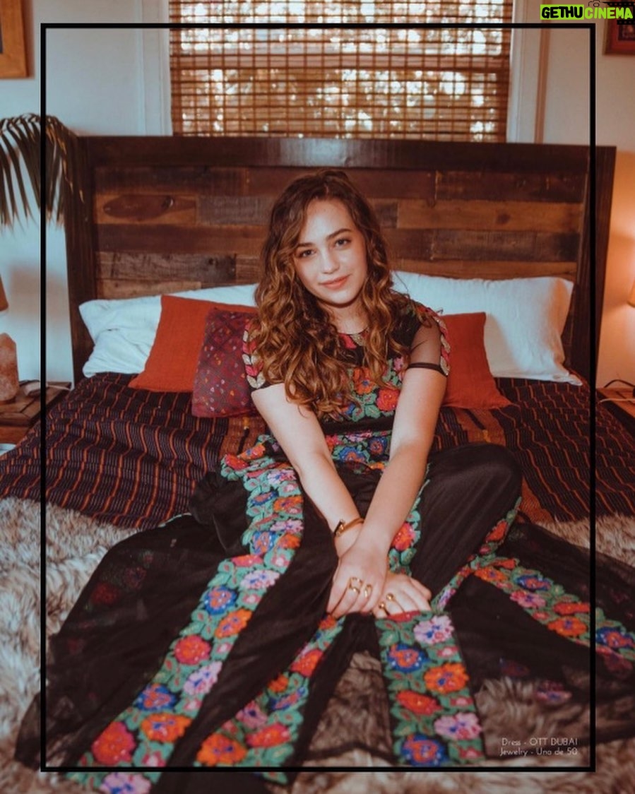Mary Mouser Instagram - ~*aesthetically*~ these looks each give me a different vibe: (1.) Samantha, she’s somewhere in the middle of the teams - trying to figure out where her heart belongs (2.) Cobra Kai (3.) Miyagi-Do. which one is your ~*aesthetic*~? {from @saturnemagazine last year}