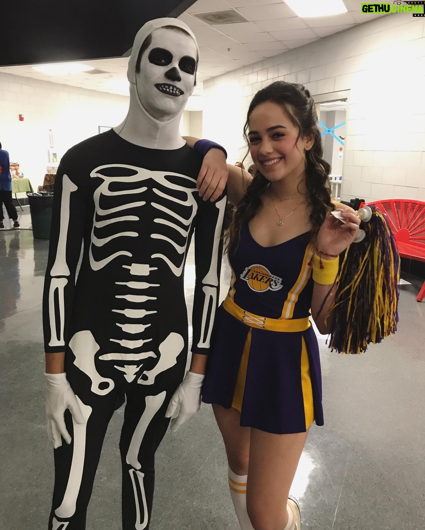 Mary Mouser Instagram - I loved rocking Sam’s Laker Girl halloween costume & these were some epic filming days of @cobrakaiseries S1 w my girlssss 💜💛 ARE YOU GUYS DRESSING UP FOR HALLOWEEN THIS YEAR? If so, TELL ME ABOUT YOUR COSTUMES - anyone dressing up as CK characters?? 👀 PS. Peep the shots from when @xolo_mariduena stole my phone on set 🙄