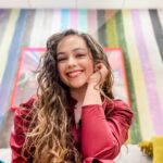 Mary Mouser Instagram - so this my favorite ‘green’ room ever - lots of pink, not much green, and the vibes were EXQUISITE! if you guys haven’t see them already, check out the clips from this super awesome experience on YT! (I was fan-girling the entire time) thanks so much @kellyclarksonshow for having me - will forever adore and happy-scream about this day. (ps. not me JUST NOW remembering I never showed you guys these pics from the KCS green room before the show 🙃) pps. @laurdiy - I didn’t get to keep these jeans so I’d love to get another tutorial from you on making them some day... now just to figure out how to pull the look off 😂 ppps. in case you were wondering: no, I didn’t actually steal the golden 🍌, but I did look up where to get my own. I’m banana-obsessed, iykyk.