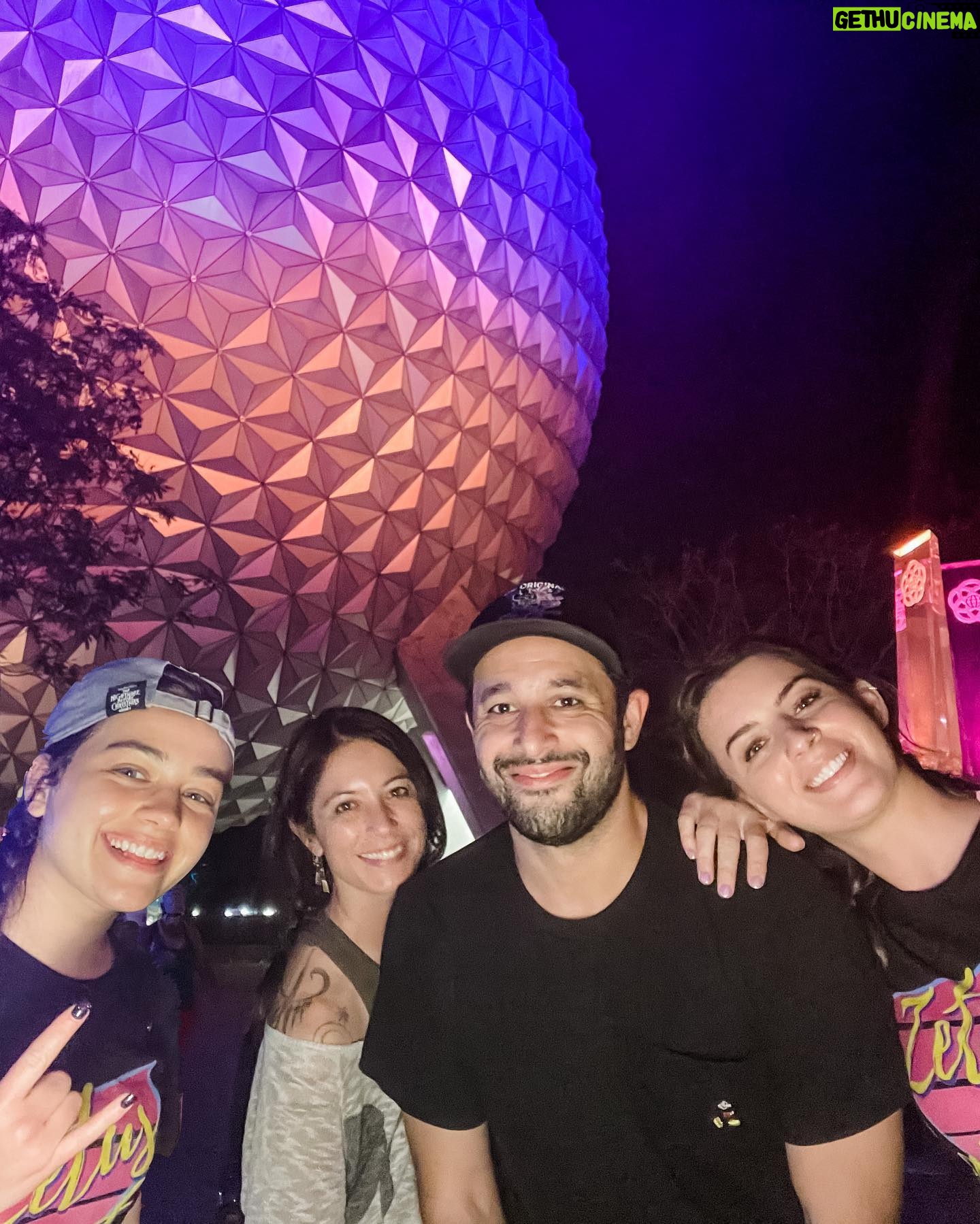 Mary Mouser Instagram - ๐๐ฐ๐ฎ๐ hey @waltdisneyworld, when can I move into that big pink house with the gold accents? Or this adorable globe-shaped apartment with views of space? Theyโre so my vibe ๐ฅบ๐ค seriously I wonโt stop talking about this trip. best place with the best people. ...but tell me why Iโm already in the mood to hop back to my home-park of Disneyland ASAP? ๐๐