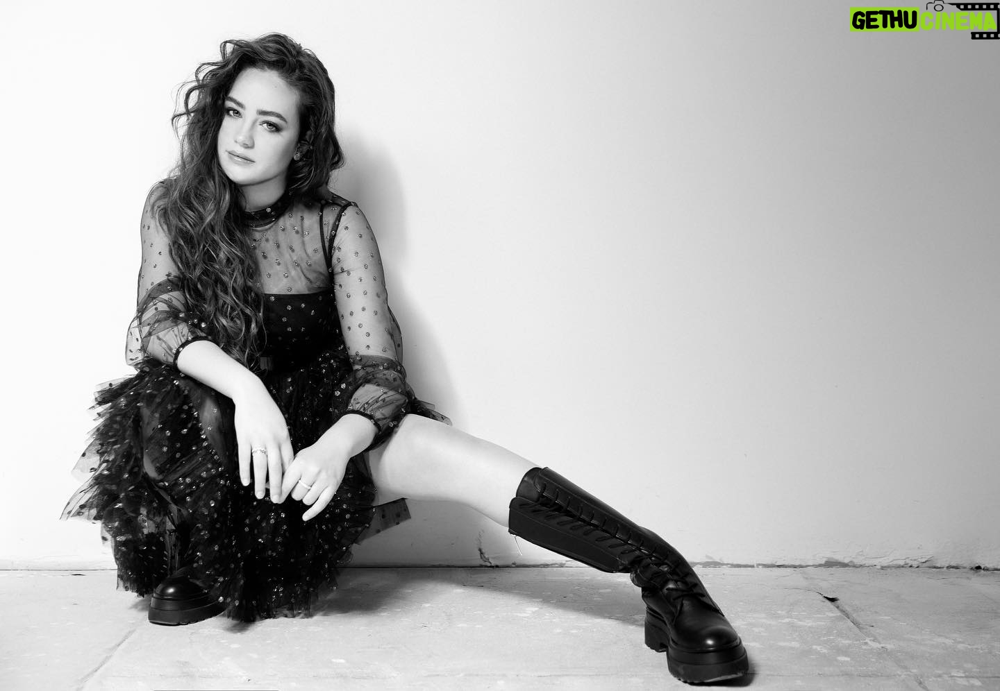 Mary Mouser Instagram - polka dots & sheer frills... with badass platform combat boots - this @redvalentino look represents my personality perfectly 😍🤘😘 . from @gqmexico photographer: @tizianolugli styling: @mrmontyjackson hair:@michaelduenas make up: @courthart1 dress & boots: @redvalentino jewelry: @apmmonaco