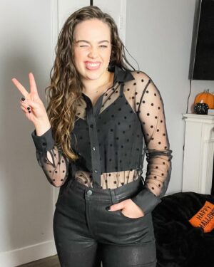 Mary Mouser Instagram - something about this fit really made me go 😋😜🤪

this is another tb, bc I feel like i didn’t get to show off this look enough. I’m obsessed with the ⚫️ and the earrings (can you spot the shape 🧐?)

also, do you still have your holiday decorations up? I finally took mine down but the pumpkins and bats were hard to let go of 😭

hair: @michaelduenas 
make up: @courthart1 
styling: @mrmontyjackson 
top: @lagencefashion 
jeans: @jbrandjeans 
earrings: @annasheffield