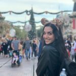 Mary Mouser Instagram - okay I love and miss you too much 😭 happy birthday to this lovely soul 💖 she has the kindest heart, and she makes me watch to be a better human every day. Julia, I’m so grateful to know you, and to get to enjoy SO many Disney snacks together 😂 more adventures and celebrations to come, stay safe and healthy my dear! 💖💖 (also pls don’t hate me for the last pic 😂)