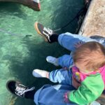Mary Synatsaki Instagram - Η κοπέλα που έχει να κάνει Πάσχα δυο χρόνια, ΦΑΙΝΕΤΑΙ! • ότι όταν κοιμάται η Ολίβια στο σπίτι φοβάμαι ότι θα ξυπνήσει αν κλείσω απότομα ένα ντουλάπι αλλά κοιμόταν στα 100.000 ντεσιμπέλ με ξεπερνάει και ξεκλειδώνει μια ολοκαίνουργια πίστα γονεϊκότητας • Χ Ρ Ο Ν Ι Α Π Ο Λ Λ Α 💙🤍