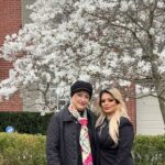 Maryam Amirjalali Instagram - بالاخره‌بهار‌تورنتوهم ازراه رسید 💙 بایک رفیق‌ویک همراه💙