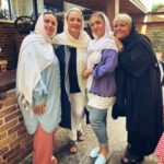 Maryam Amirjalali Instagram - پنجشنبه ۲۴‌شهریورماه با دوستان جان‌دررستوران خان باشی جای‌اونهائی‌که نبودن‌خالی 💙💙💙