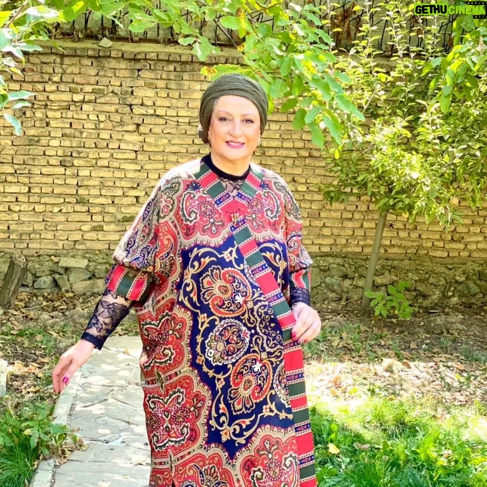Maryam Amirjalali Instagram - روزهای بد بدر Photo by @soliiimakeup 💙💙