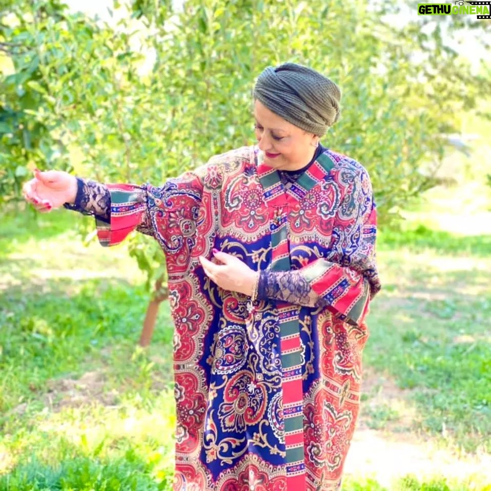 Maryam Amirjalali Instagram - روزهای بد بدر Photo by @soliiimakeup 💙💙