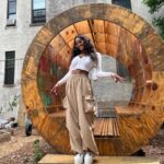 Maryam Basir Instagram - Saturday smiles and good vibes only! 😄✨ Wishing you a fabulous and fun-filled weekend! 💃🏾♥️ #SaturdaySmiles #WeekendVibes #GoodVibesOnly #FunFilledSaturday #MaryamBasir