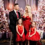 Maryse Mizanin Instagram - ❤️ #ItFamily #Holidays ❤️