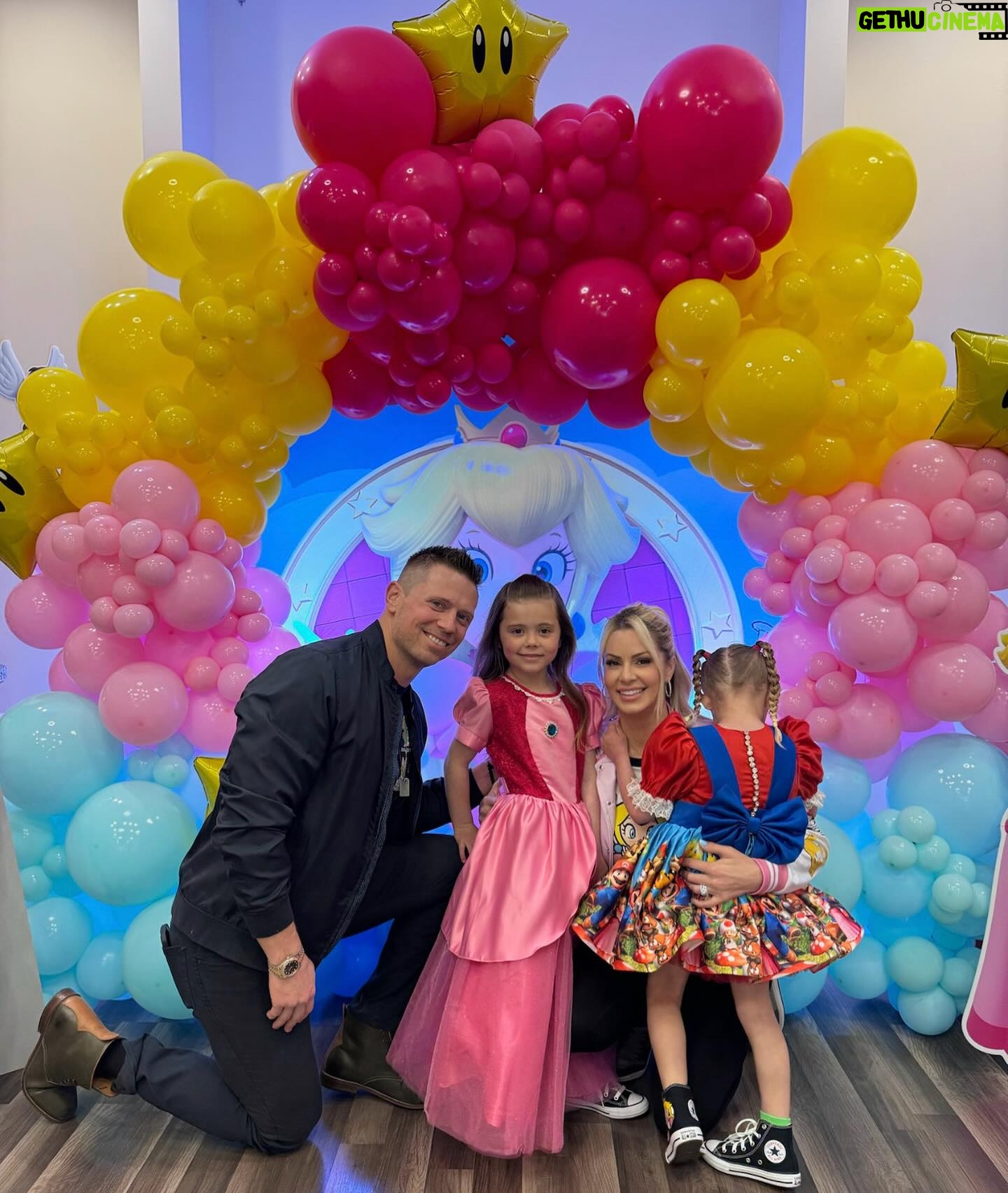 Maryse Mizanin Instagram - SUPER MONROE IS 6 🎂🥳💕🎈