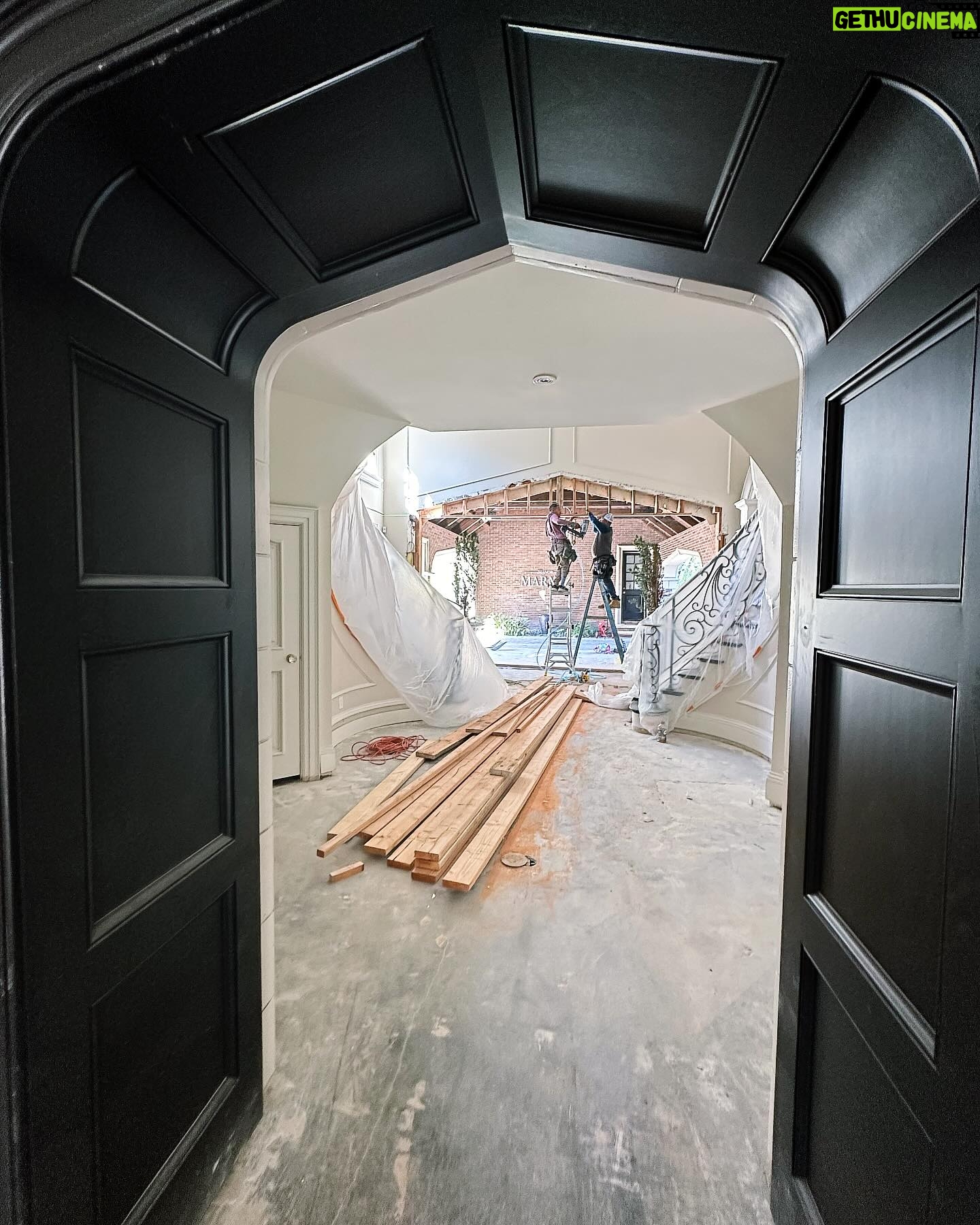 Maryse Mizanin Instagram - Major demo today at Manor Marmiz! Check out my stories to see more! #RealEstateInvestment