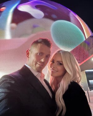 Maryse Mizanin Instagram - Mom & Dad in Las Vegas for 24hrs!!!!
#BirthdayWeekend #letsgo