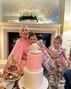 Maryse Mizanin Instagram - The BEST Birthday 🥳 🩷🎂🎉❤️🎊 🩷😍❤️