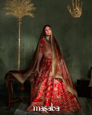 Masaba Gupta Instagram - A classic in red, the 'Baug-E-Bahaar Lehenga' is paired with a 'Son Chidiya' tissue dupatta. 

This look is designed for the woman who dreams of a wedding rooted in tradition and of course, loves red. The 'Son Chidiya' motif, a bird in flight, is hand-embroidered on the dupatta, symbolizing growth and freedom, making this a true 'sapno ka lehenga'.

#TheMasabaBride #HouseofMasaba