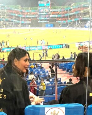 Masaba Gupta Instagram - 2 days after Women’s day and seeing a stadium buzzing with cheers for our girls gave me goosebumps! #WPL

♥️ an unforgettable sight 
What a blast with all the women I admire!