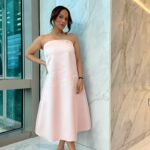 Masaba Gupta Instagram - The inspiration? Kala Jamun with a touch of pink salt 🍬 | 💄: @eshwarlog @deepabambhaniya08 | styled with @manishamelwani in a custom dress.