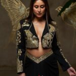 Masaba Gupta Instagram - Kareena Kapoor Khan is breathtaking in the Son Chidiya cropped Blazer Set in black. A bride’s trousseau is incomplete without a classic black jacket bursting with embellishments - perfect for when the bride wants to let her hair down.. #TheMasabaBride #HouseofMasaba