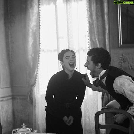 Matilda De Angelis Instagram - Oggi esce su @netflixit “La legge di Lidia Poët” e come potete notare da queste foto non ci siamo divertiti per niente a farlo. Grazie a tutti quelli che lo ameranno e anche a tutti quelli che non lo ameranno. Insomma grazie a tutti. Foto di amore mio @lucia.iuorio