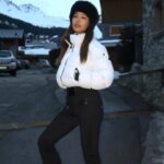 Matira Tantiprasut Instagram - Here for the aprés ski 🍸
