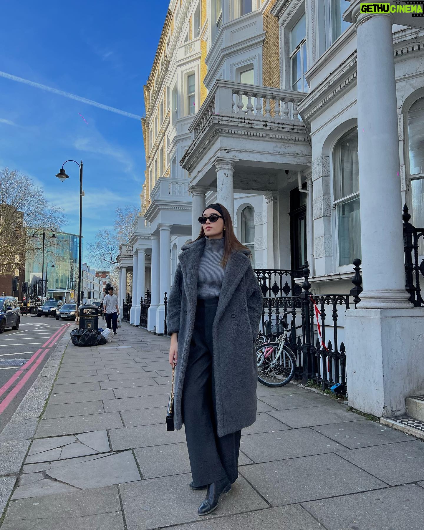 Matira Tantiprasut Instagram - That time London blessed us with good weather :)
