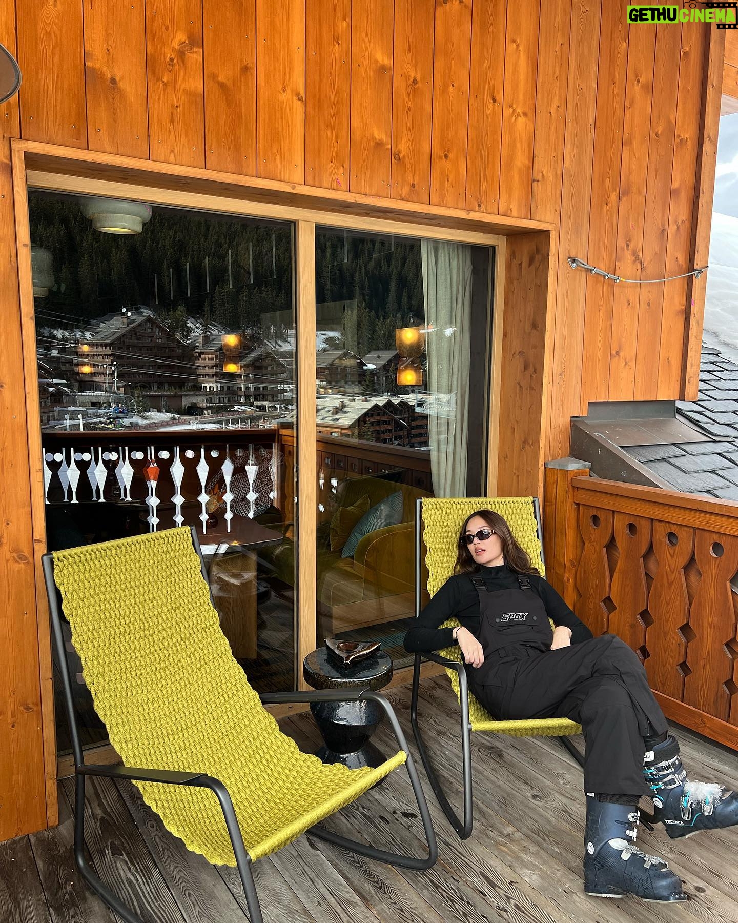 Matira Tantiprasut Instagram - you got to pump it up 🕺🏻❄️⛷️