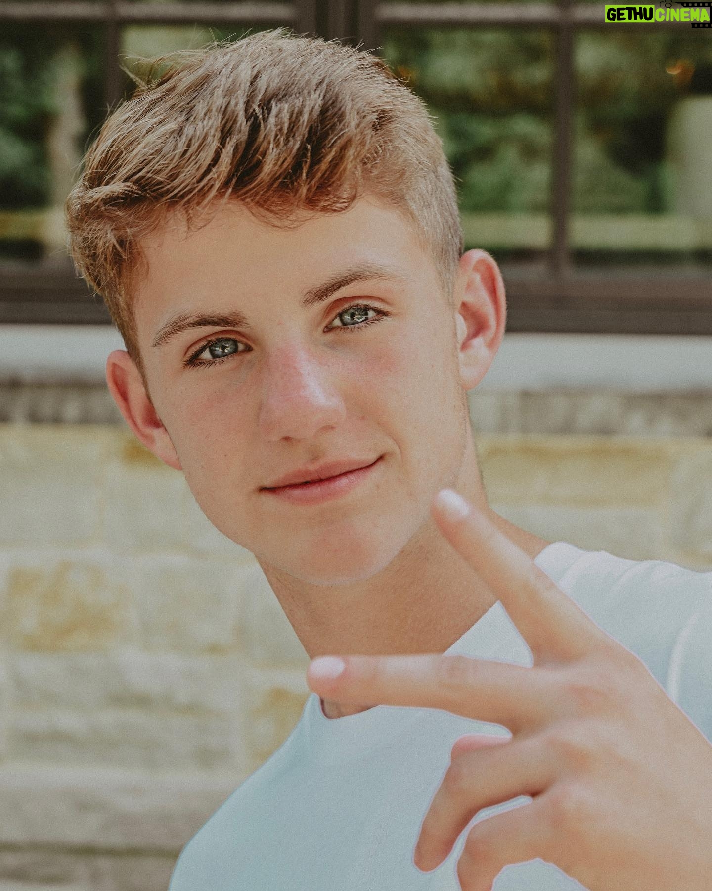 MattyB - 163.1K Likes - ✌🏼