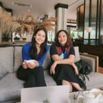 Maudy Ayunda Instagram - Kalau kata Ki Hadjar Dewantara, “Jadikan setiap tempat sebagai sekolah, jadikan setiap orang sebagai guru”. Education truly goes beyond classrooms. When a story is told; mindsets are influenced, perspectives are enriched, and eyes are opened. Aku dan Mbak @ginasnoer sama-sama percaya sama kekuatan cerita. Ada yang akan kami karyakan; sesuatu yang baru, sesuatu yang penting, sesuatu tentang pendidikan. Satu peran baru juga buat aku yang ga kelar-kelar belajar. 😝 Doain yah teman temannnn. 🥹 Selamat Hari Pendidikan!