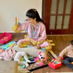 Mawra Hocane Instagram - a day well spent playing peek-a-boo 🫠🌸🧿 MASHAALLAH #bestfriendschildren #khaladuties