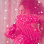 Maya Ali Instagram – My favourite @museluxe ✨
For the love of your hair @lovefaryal 💖