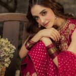 Maya Ali Instagram – #EidDay2 🌹🌹

@mayapretofficial 
@jewelry.line 
@ayanamir.thestylist 
@bilalsaeedphotography 
@partyperfectionsbyrk
