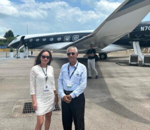 Maya Karin Instagram - Who wants to buy a Gulfstream G700 😊 . It can fly 💯 on sustainable fuel. 
4 days at the Singapore Air Show and at Gulfstream booth.
These air shows are always quite hectic. everyone is always so buzzed up and every night there’s dinner and functions after the show. 
Tapi esok dah boleh balik dah weehuu sebab it’s time for Anugerah Gempak! 
##gulfstream #g700 #g600
#singaporeairshow