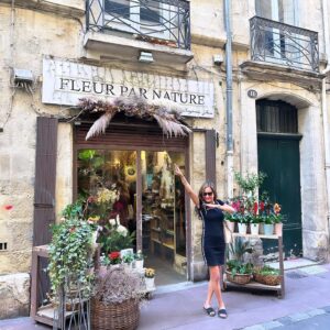 Maya Karin Instagram - Good morning Malaysia, Indonesia, Singapore, Brunei! 💛
My afternoon stroll through the city of Montpellier, South of France..
Jalan-jalan di Perancis selatan..
Swipe 

#superbusyseptember #nonstopstravels #finallyholiday☀️