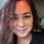 Maya Karin Instagram - Lama tak Selfie kereta 😊 Quick shout out to you all muah muah ❤️🌸