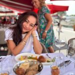 Maya Karin Instagram - Having such an amazing time in the south of France!.. ❤️ Good times, fantastic food! #cuticutiperancis #holiday #southoffrance🇫🇷