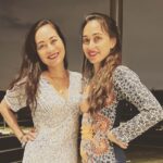 Maya Karin Instagram - Selamat belated Hari Raya from my sis and me.. ❤️🌷 Love to all!
