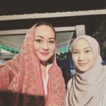 Maya Karin Instagram - Kak Amy and me wishing you a happy Sunday!!