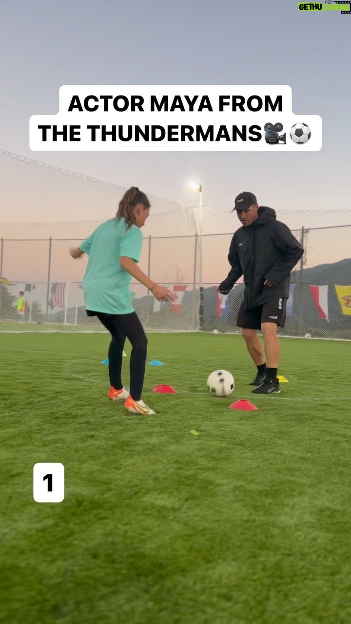 Maya Le Clark Instagram - What an amazing life - acting by day for @thundermanstv, sunset soccer training by night with @coachmichael_california one of the best coaches! We never would’ve known this was his 21st session of the day ⚽️🔥@coachmichael_california can’t wait for the next training session! #paramountplus #nickelodeon #thethundermansreturn