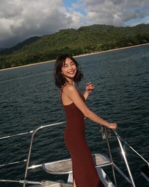 Maymay Entrata Instagram - Another year, another reason to be grateful and it’s all Glory to God! It’s been a roller coaster ride in this journey sa buhay ko this past year. May dumaan mang pagsubok, but God held my hand and assured me na if I seek Him first and His righteousness, everything will come into places. And once again, I became a witness of His grace and love sa life ko. I’m praying for constant peace, love, hope and joy in my life. 

My heart is full sa lahat ng mga bumati at babati. God bless us all. ❤️